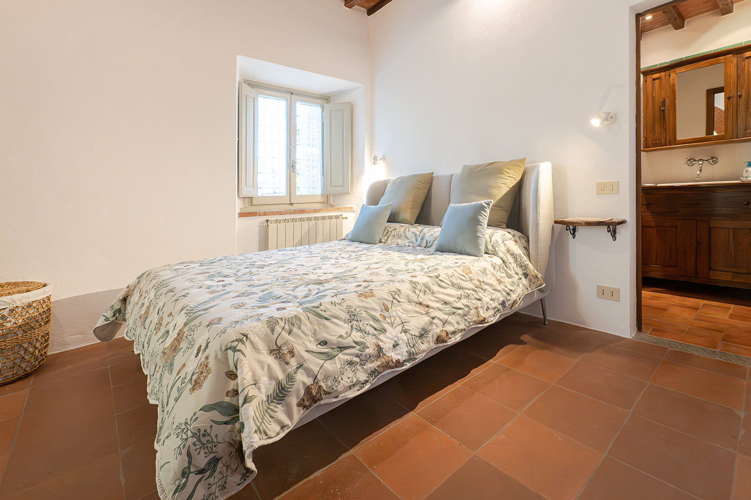 Le Miccine Villa for 6 w/ Pool